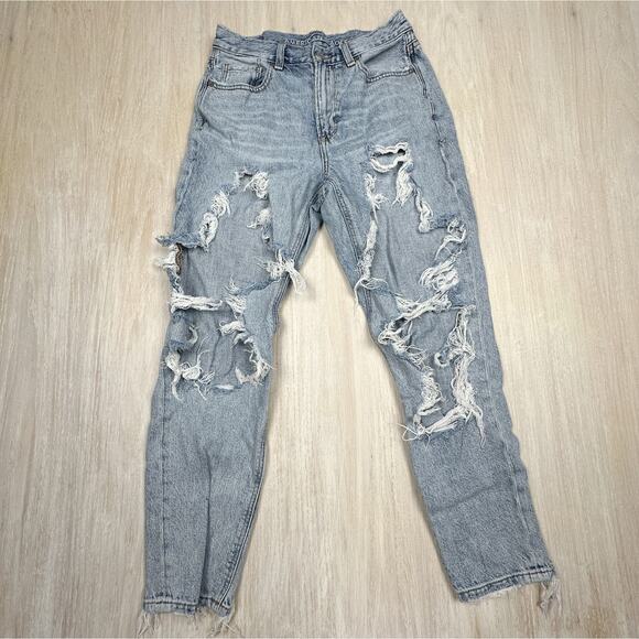 American Eagle Distressed Destroyed Blowout Mom Jean High Rise Denim Jeans 4 - Picture 1 of 16